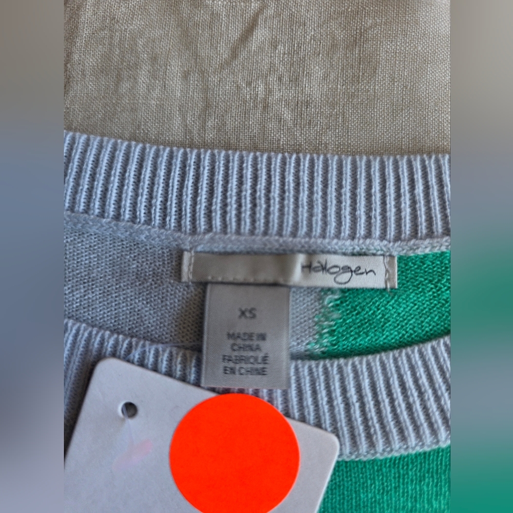 Nordstrom Haloge 3/4 Sleeve Top NWT - Picture 3 of 4